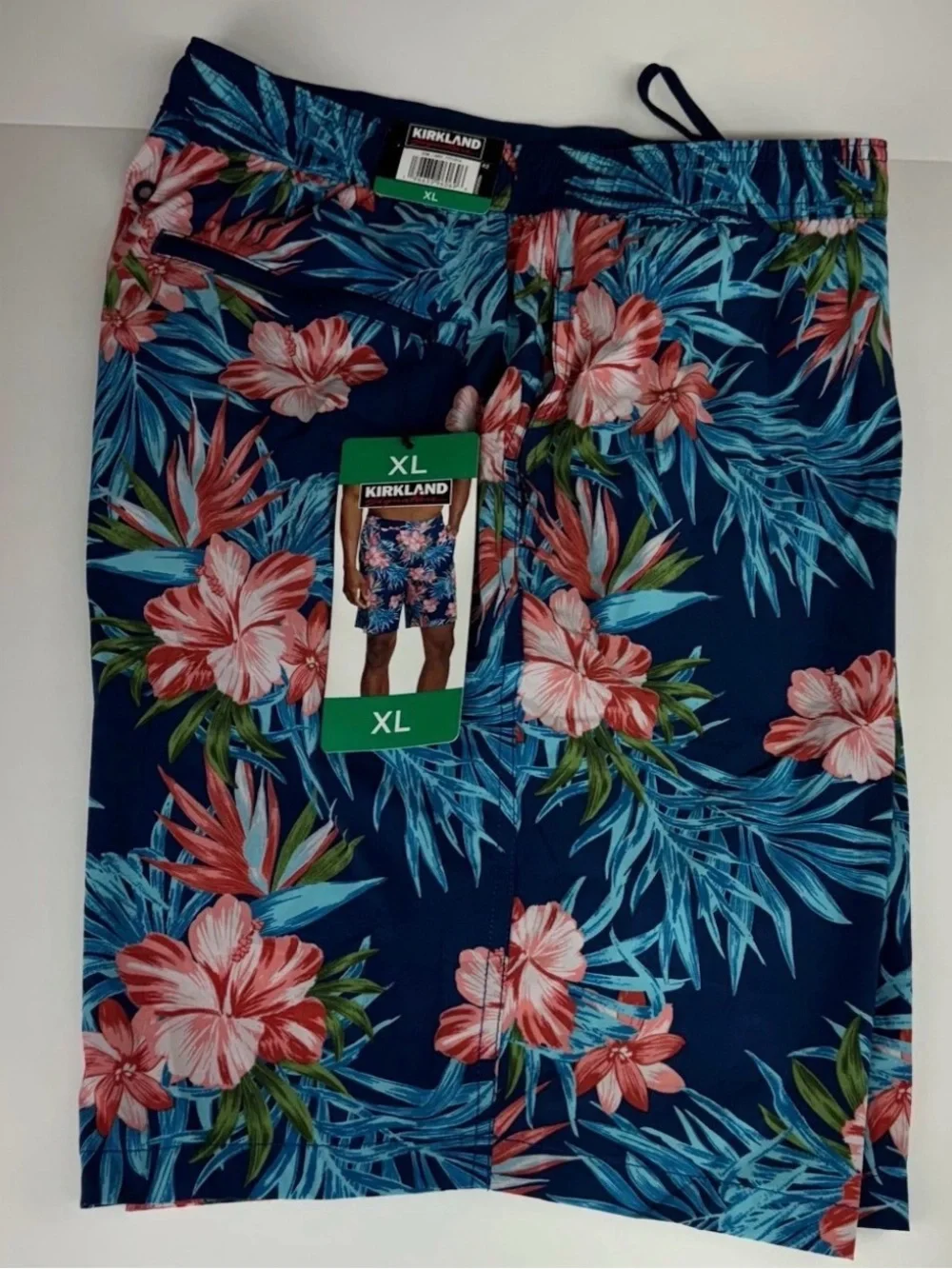 Kirkland Signature Men's Lined Stretch 2 Swim Trunks Tropical / Black Size XL